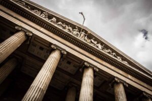 Read more about the article Ce inseamnă să intri in insolvență